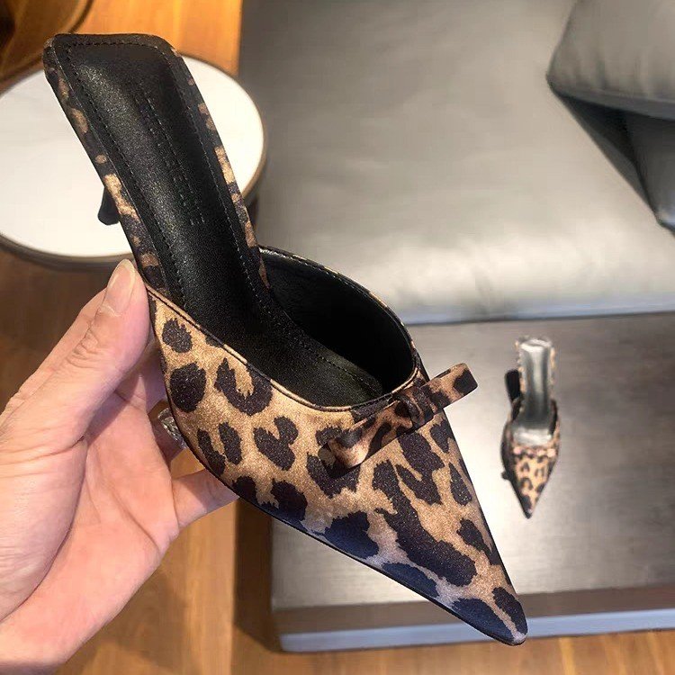 women's leopard-print pointed  - огляд і ціна Anime Cosplay Simple